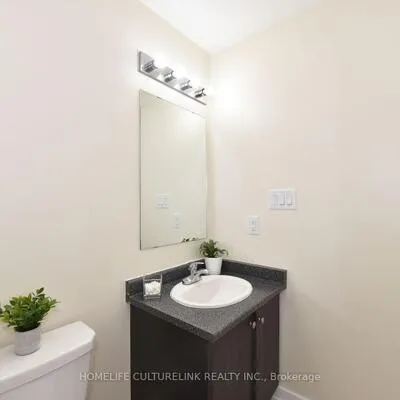 100,&nbsp;Parrotta, Humberlea-Pelmo Park W5, Toronto