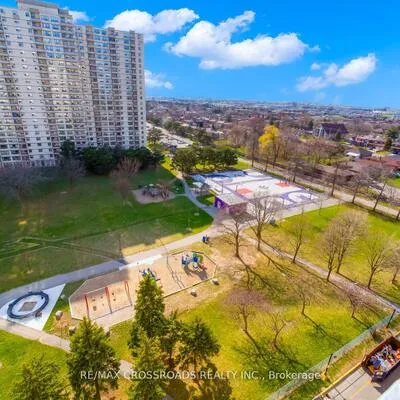 340,&nbsp;Dixon, Kingsview Village-The Westway, Toronto