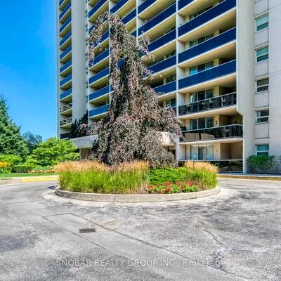 299,&nbsp;Mill, Markland Wood, Toronto