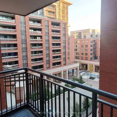830,&nbsp;Lawrence, Yorkdale-Glen Park, Toronto