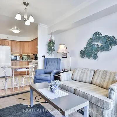 3,&nbsp;Marine Parade, Mimico, Toronto