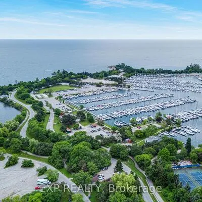 2230,&nbsp;Lake Shore, Mimico, Toronto
