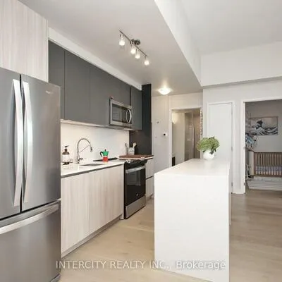 3100,&nbsp;Keele, Downsview-Roding-CFB, Toronto