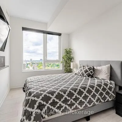 270,&nbsp;Dufferin, South Parkdale, Toronto
