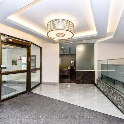 716,&nbsp;The West Mall, Eringate-Centennial-West Deane, Toronto