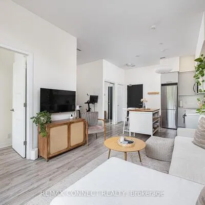 1,&nbsp;Neighbourhood, Stonegate-Queensway, Toronto