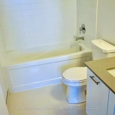 2200,&nbsp;Lake Shore, Mimico, Toronto