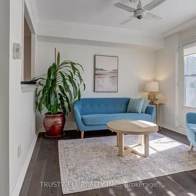 300,&nbsp;Mill, Markland Wood, Toronto
