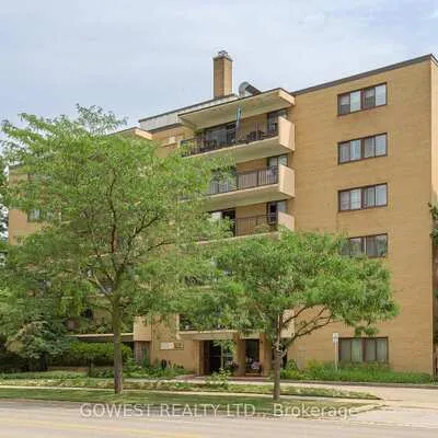 557,&nbsp;The East Mall, Islington-City Centre West, Toronto
