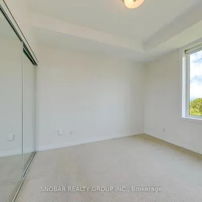 245,&nbsp;Dalesford, Stonegate-Queensway, Toronto