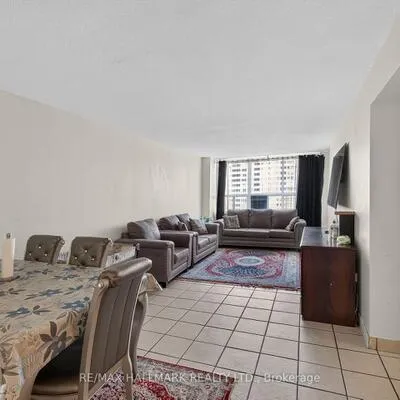 370,&nbsp;Dixon, Kingsview Village-The Westway, Toronto