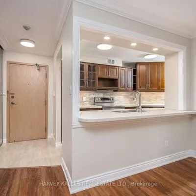 20,&nbsp;Southport, High Park-Swansea, Toronto