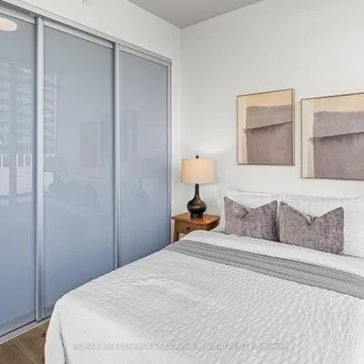 88,&nbsp;Park Lawn, Mimico, Toronto