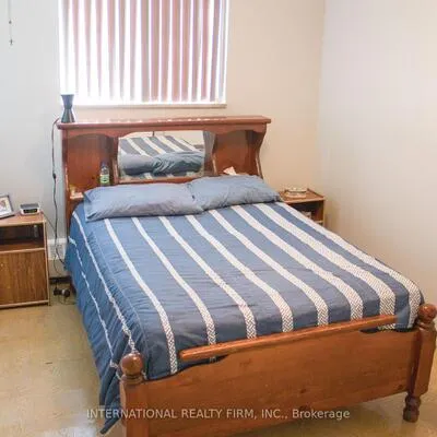 50,&nbsp;Lotherton, Yorkdale-Glen Park, Toronto