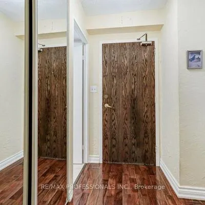 420,&nbsp;Mill, Eringate-Centennial-West Deane, Toronto