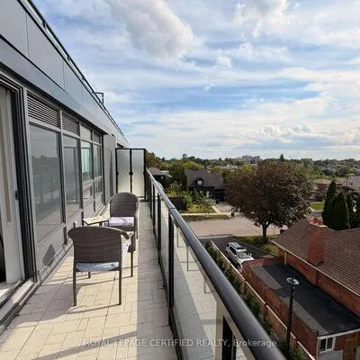 556,&nbsp;Marlee, Yorkdale-Glen Park, Toronto