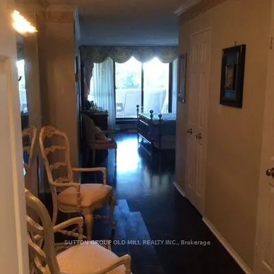 2000,&nbsp;Islington, Kingsview Village-The Westway, Toronto