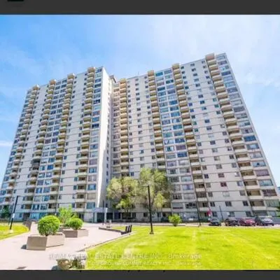 320,&nbsp;Dixon, Kingsview Village-The Westway, Toronto