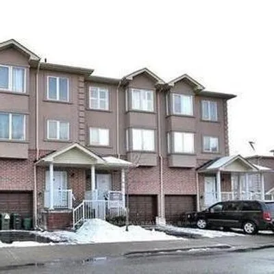 3053,&nbsp;Finch, Humber Summit, Toronto