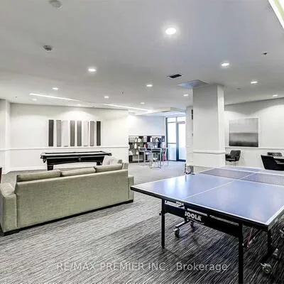 2910,&nbsp;Highway 7, Concord, Vaughan