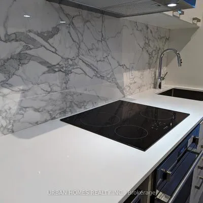 38, Honeycrisp, Vaughan Corporate Centre, Vaughan