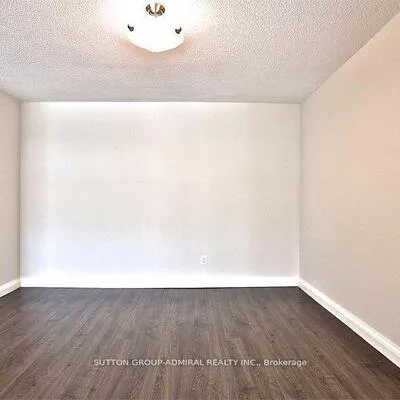 120, Promenade, Brownridge, Vaughan