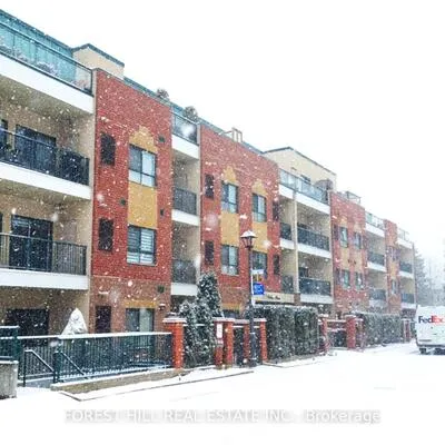 33,&nbsp;WALLACE, West Woodbridge, Vaughan