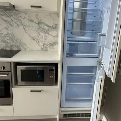 38,&nbsp;Honeycrisp, Vaughan Corporate Centre, Vaughan