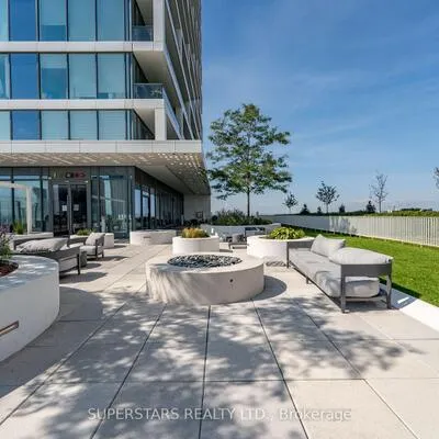 5,&nbsp;Buttermill, Vaughan Corporate Centre, Vaughan