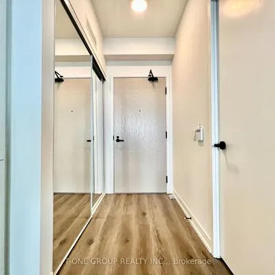 225,&nbsp;Commerce, Vaughan Corporate Centre, Vaughan