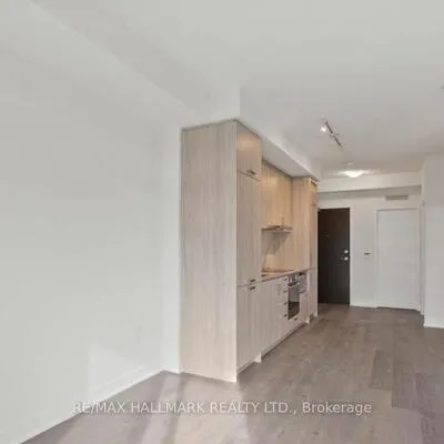 60,&nbsp;Honeycrisp, Vaughan Corporate Centre, Vaughan