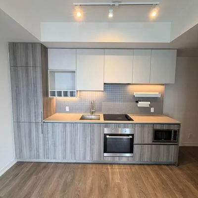 5,&nbsp;Buttermill, Vaughan Corporate Centre, Vaughan