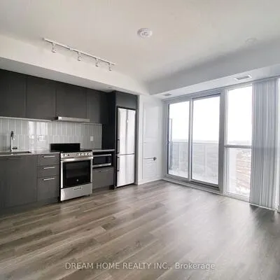 195,&nbsp;Commerce, Vaughan Corporate Centre, Vaughan