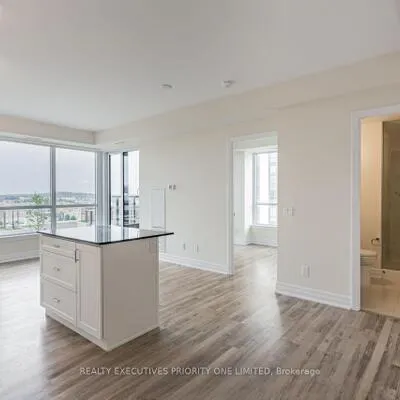 9075,&nbsp;Jane, Concord, Vaughan