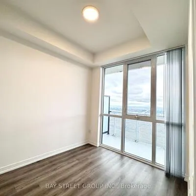 225,&nbsp;Commerce, Vaughan Corporate Centre, Vaughan
