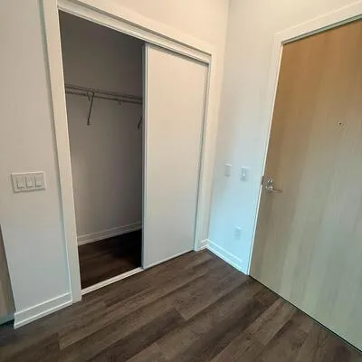 21,&nbsp;Meadowvale, Concord, Vaughan