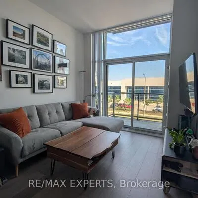 38,&nbsp;Honeycrisp, Vaughan Corporate Centre, Vaughan