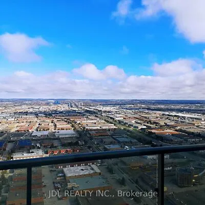 898,&nbsp;Portage Pkwy, Vaughan Corporate Centre, Vaughan