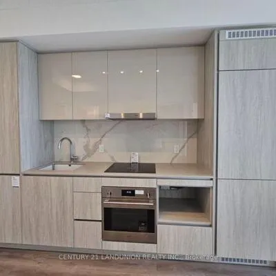 28,&nbsp;Interchange Way, Vaughan Corporate Centre, Vaughan