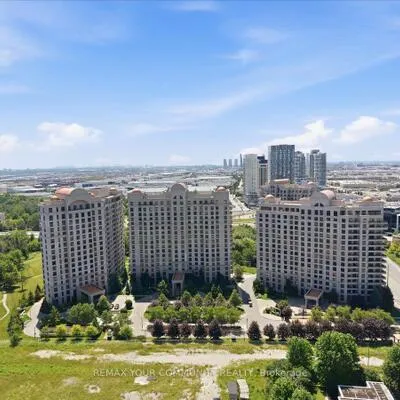 9245,&nbsp;Jane, Maple, Vaughan