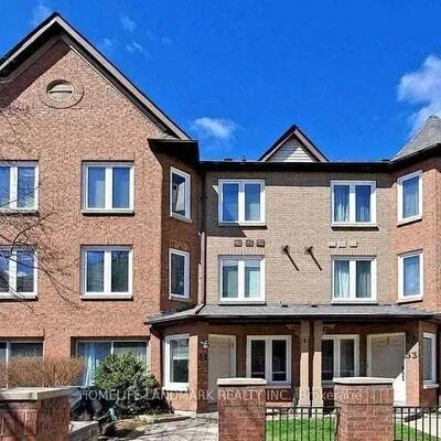 735,&nbsp;New Westminster, Brownridge, Vaughan