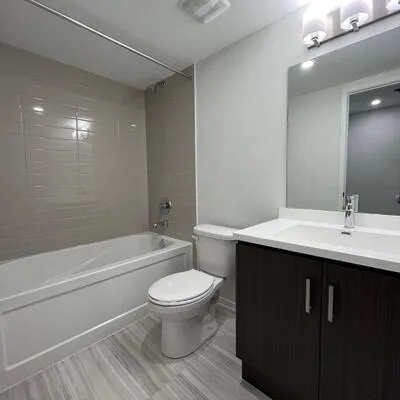 131,&nbsp;Honeycrisp, Vaughan Corporate Centre, Vaughan
