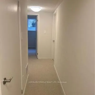 39,&nbsp;Honeycrisp, Vaughan Corporate Centre, Vaughan