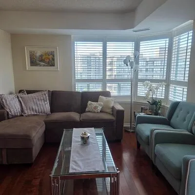 1,&nbsp;Emerald, Crestwood-Springfarm-Yorkhill, Vaughan