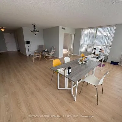 1,&nbsp;Clark, Crestwood-Springfarm-Yorkhill, Vaughan