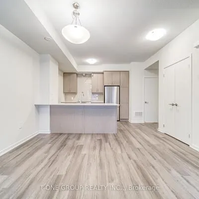 21,&nbsp;Honeycrisp, Vaughan Corporate Centre, Vaughan