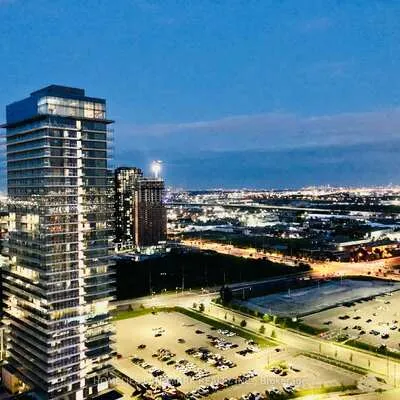 898,&nbsp;Portage, Vaughan Corporate Centre, Vaughan