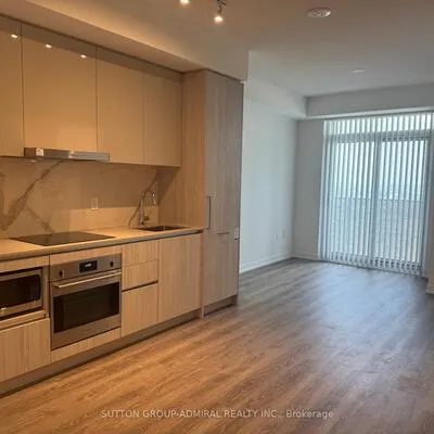195,&nbsp;Commerce, Vaughan Corporate Centre, Vaughan