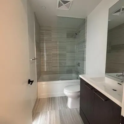 195,&nbsp;Commerce, Vaughan Corporate Centre, Vaughan