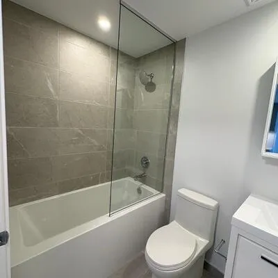 21,&nbsp;Meadowdale, Vaughan Corporate Centre, Vaughan